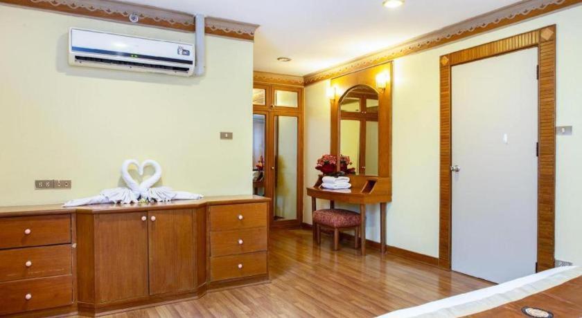 Town In Town Gardent Resort Bangkok Kültér fotó